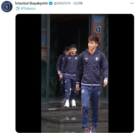 吴少聪跟随伊斯坦布尔出征客场,他们将在联赛挑战特拉布宗体育