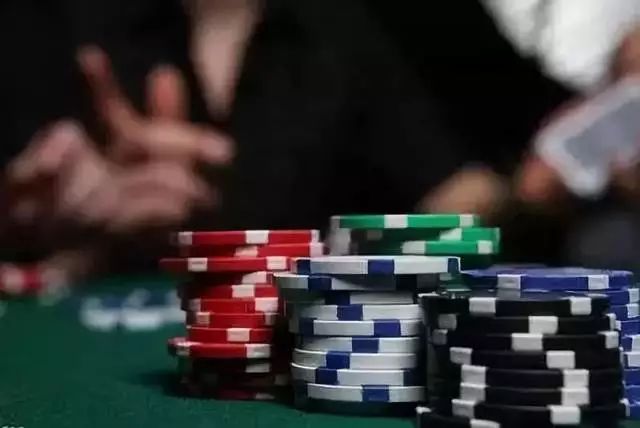 【EV扑克】为提升牌技,你要学会查找思维过程的矛盾之处