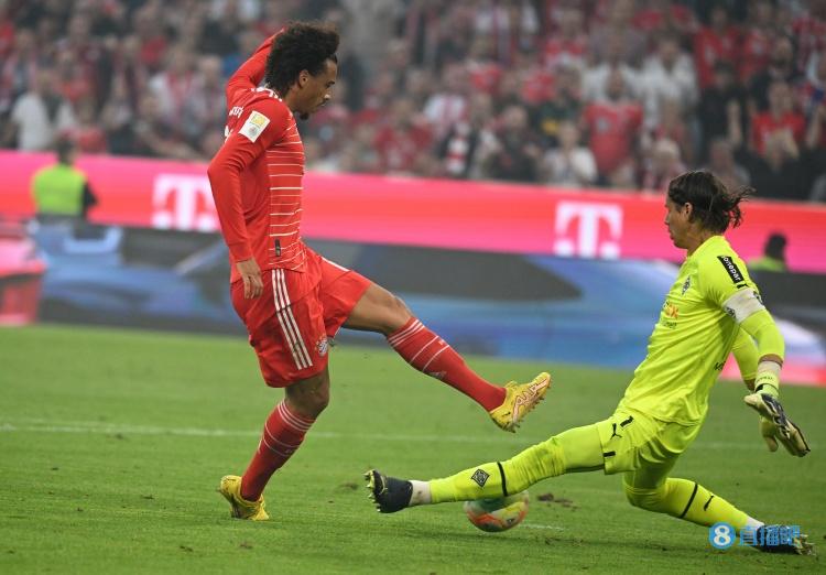 法尔克确认:索默转会拜仁,奥米林前往门兴