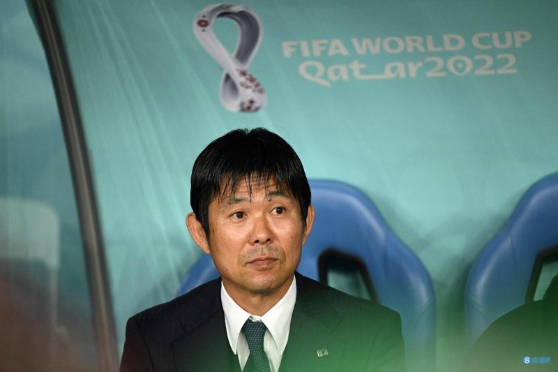 日刊体育：森保一今日将与日本足协续约留任，签约2年年薪2亿日元