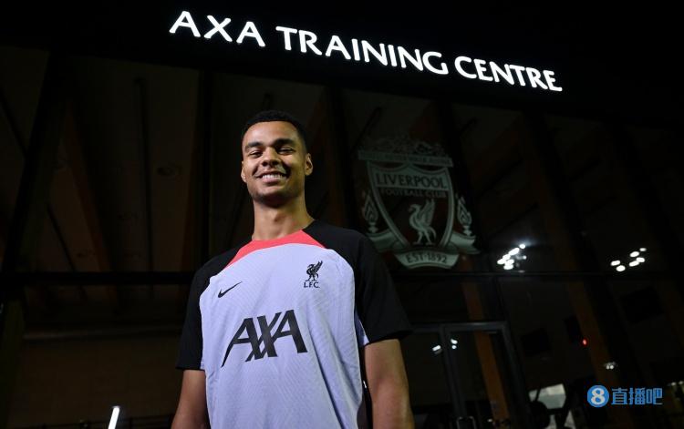 R-德波尔:加克波加盟利物浦非常正确,未来他会和迪亚斯竞争位置