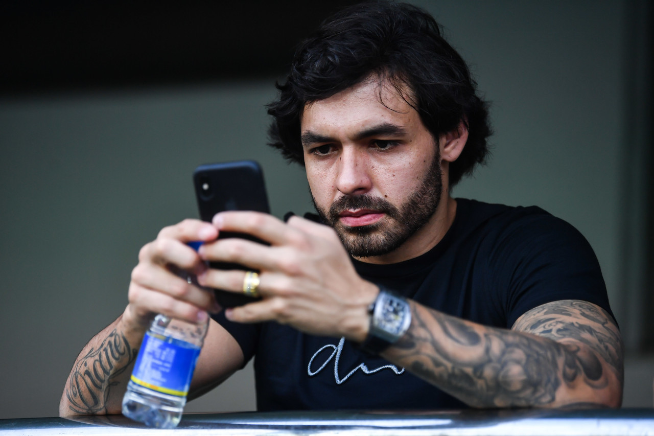 韩媒:广州队为让高拉特等入籍花费超10亿,世界杯梦想沦为泡影