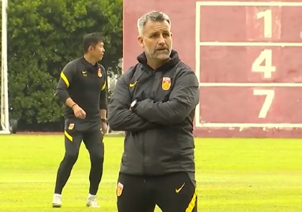 博主:一名西班牙籍体能教练加入中国女足教练组