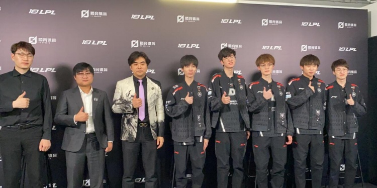 EDG群访 Meiko:下个版本可能中路泰坦、上单牛头会比较适合