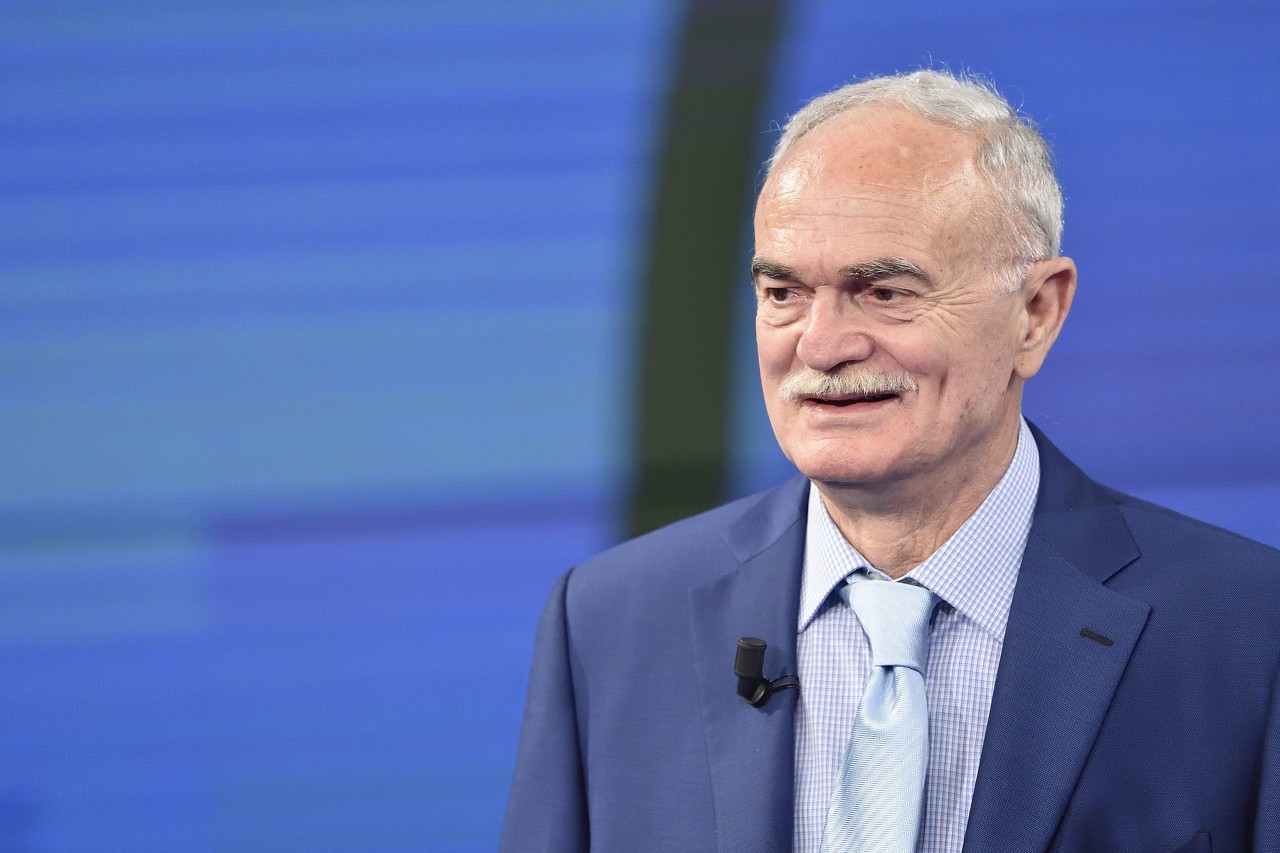 名宿:奥斯梅恩+KK是世界最强锋线组合 那不勒斯踢的是漂亮足球