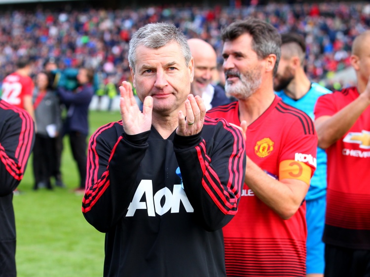 埃尔文:巴萨是可能抽到的最难对付的对手 我们的后卫会警惕莱万