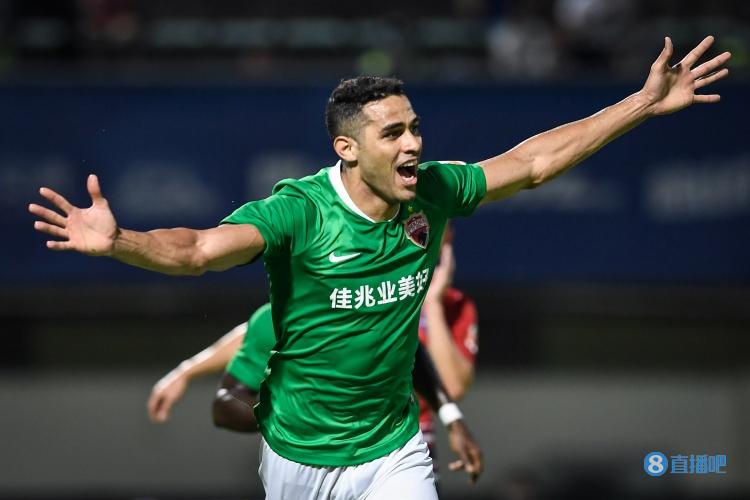 记者:5名外援2名外教告深足欠薪,FIFA判需向卡尔德克付446万欧