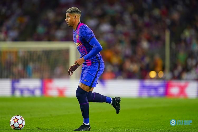 阿劳霍:若我是阿莱马尼,会为巴萨签下本坦库尔和梅西