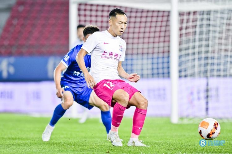 吴曦忆布拉泽维奇：年轻球员遇到他很幸运，他能接受我们的想法