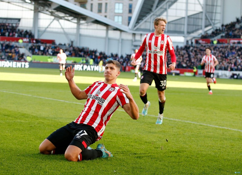 小蜜蜂蜇人！布伦特福德10轮不败包括赢曼城利物浦，平热刺阿森纳