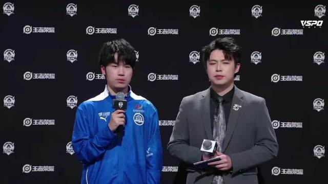 赛后采访eStar:貂蝉训练赛玩得挺多的 小黄在路人局也玩的挺多
