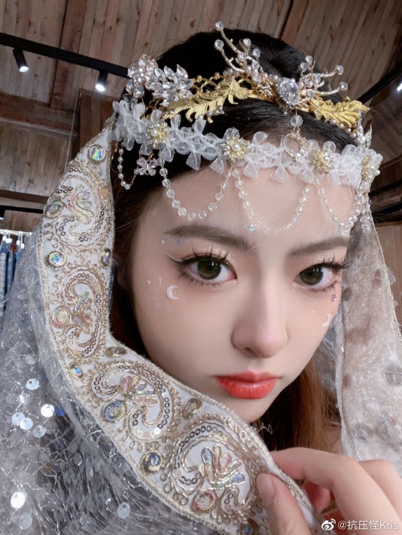 解说Kris晒照:明天溜溜球~