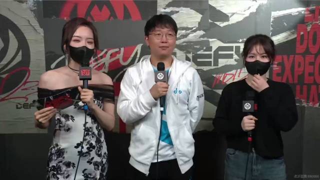 EMENES:Ruler选手给我很多建议 Yagao是最值得学习的中单