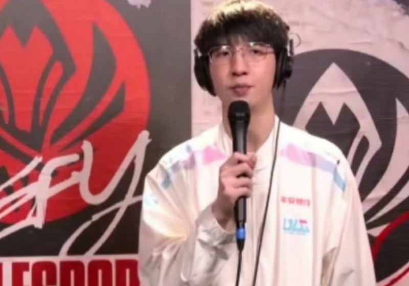 Elk:今天暴毙的地方有点多 感觉还是可以进步很多的