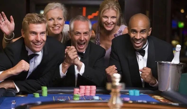 【EV扑克】教学:五个德州扑克坏习惯,小改变大提升!