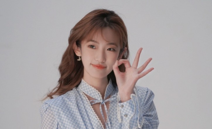 夏安分享趣事:Bin逐渐成为采访老油条!Lehends中文问候媒体