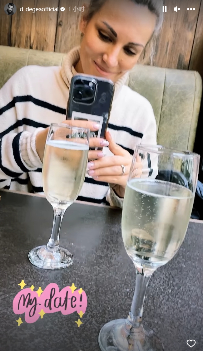 32岁大龄失业球员在线撒狗粮!无球可踢的德赫亚社媒晒与妻子约会