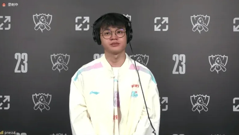 Xun：明天跟G2交手，要提防他们的进攻以及一级野区设计