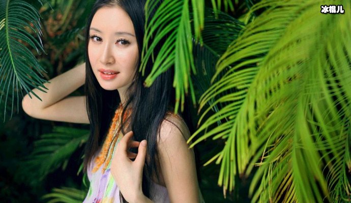 舒畅从小是优秀生,童星出道的她事业顺风顺水