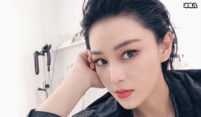 张馨予晒兰州美食婚后生活接地气,为何事业却一蹶不振?