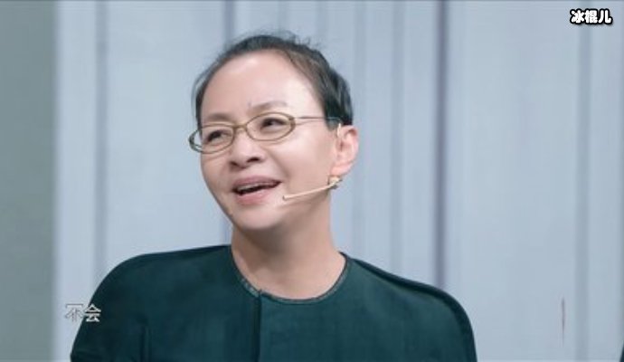 宋丹丹儿子颜值飙升,巴图与妻子秀恩爱网友又被塞了一把狗粮