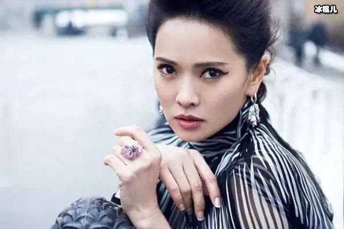 伊能静谈唱歌,选秀节目的选手容易紧张导师的作用就是让他们放松