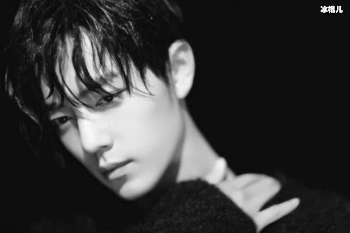 肖战荣获男演员大奖,颜值演技双双在线