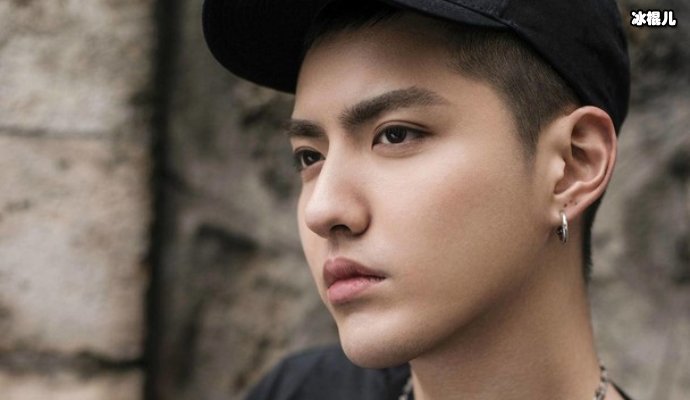 吴亦凡光头照很好看,他当年为什么会剃光头呢