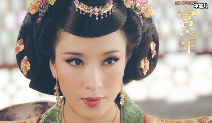 罗仲谦实力宠女,杨怡晒视频感叹正享受女王般的待遇