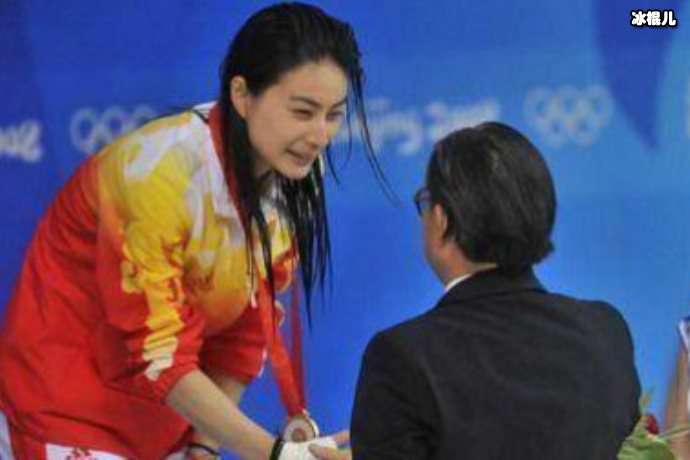 霍震霆婚礼致辞表示感谢晶晶下嫁,郭晶晶这么厉害?