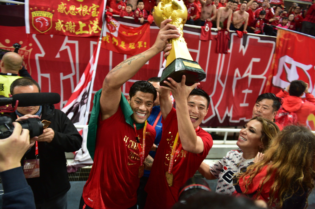一个轮回!武磊夺生涯第二座中超冠军,上次夺冠后开启留洋