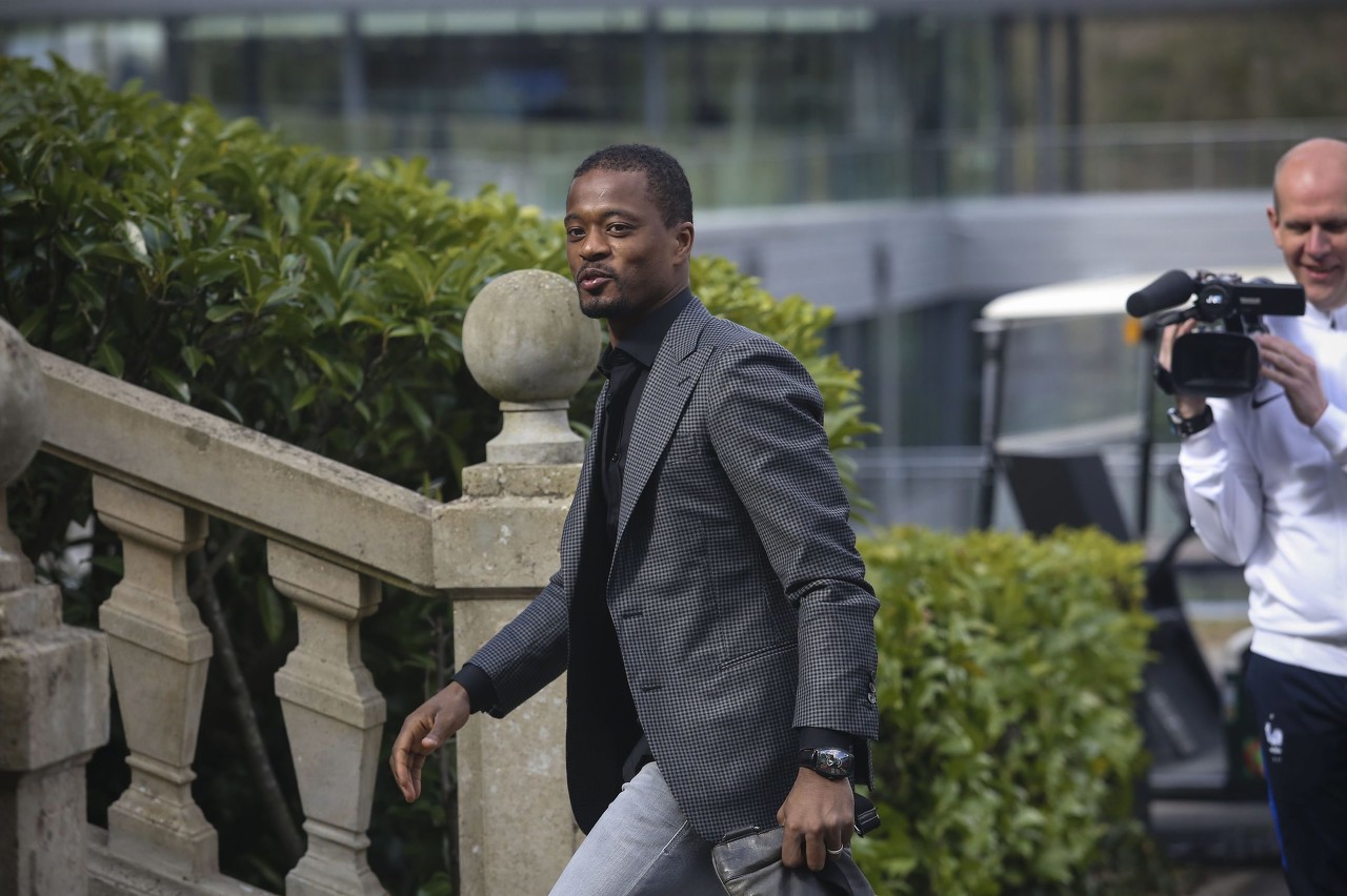 埃弗拉:输球不代表米兰完了 莱奥不能与姆巴佩这样的杀手相比较