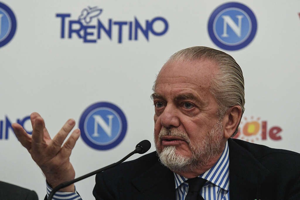 罗体:德佬在与米兰比赛中场进入更衣室,下半场那不勒斯扳平