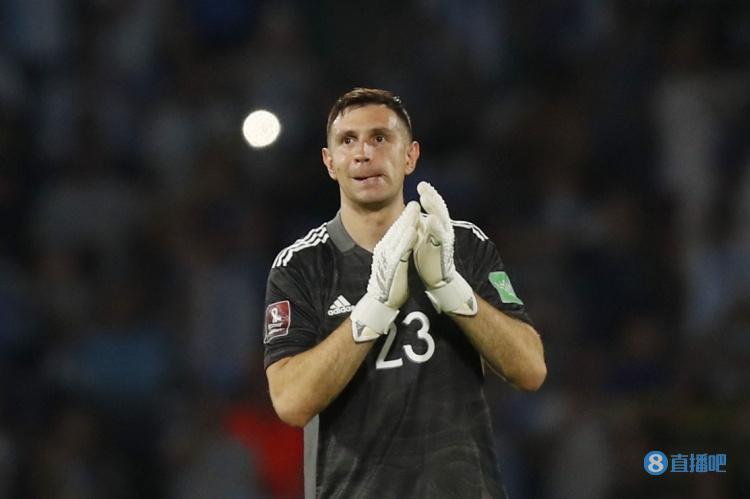 大马丁谈罗梅罗国家队出场纪录：当然想超越他，我还有很多要做的