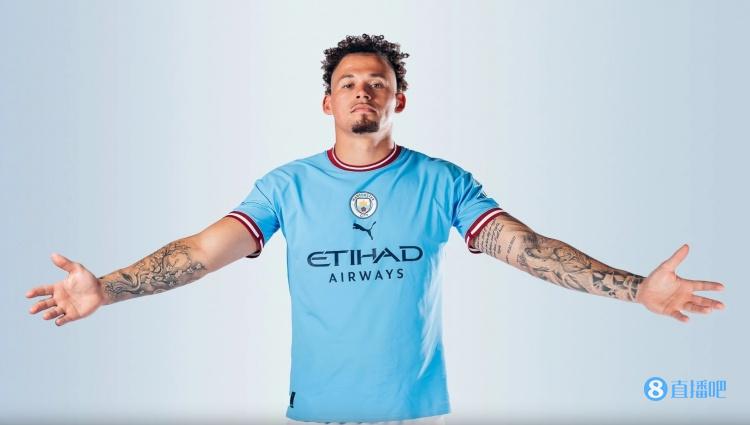 跟队记者:拜仁和菲利普斯目前还没有实质性接触