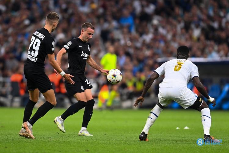 格策:我的最佳队友是里贝里,他配得上当年金球奖前三的荣誉