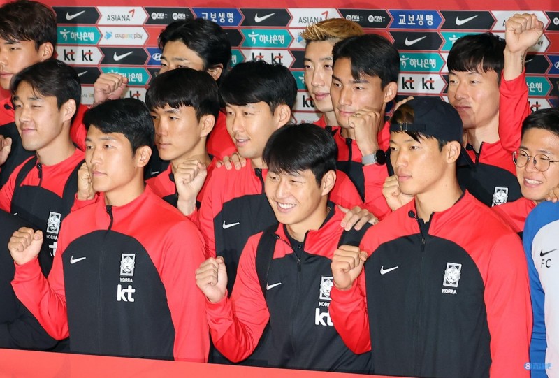 韩媒：旅欧球员韩国在质量上优于日本，但数量上完全不如