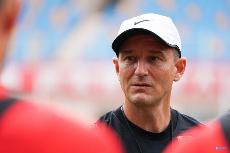 津媒:国足36强赛前两轮不会换帅,对阵泰韩结果将决定扬帅去留