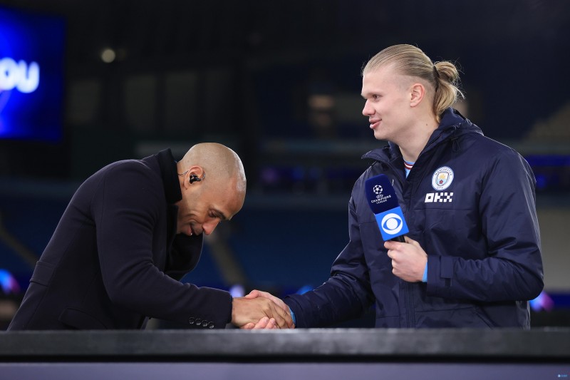 亨利:我觉得梅西应该赢得今年的金球奖,哈兰德若获奖也配得上