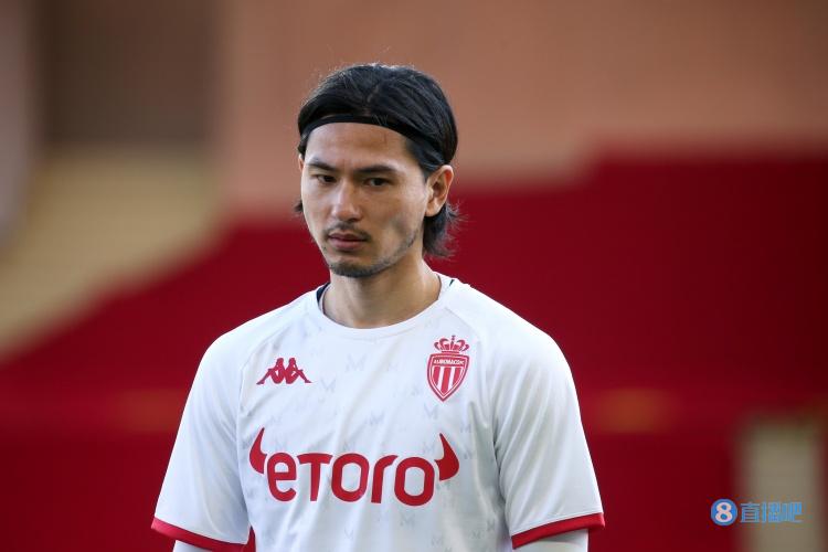 法甲日本球员身价：南野拓实升至1000万欧，中村敬斗升至1200万