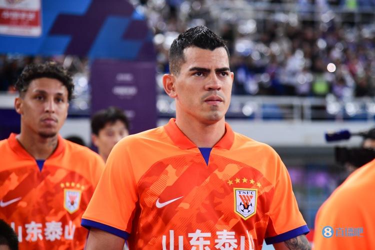 心服口服!泰山队球员:横滨节奏太快,半场最后时刻快扛不住了