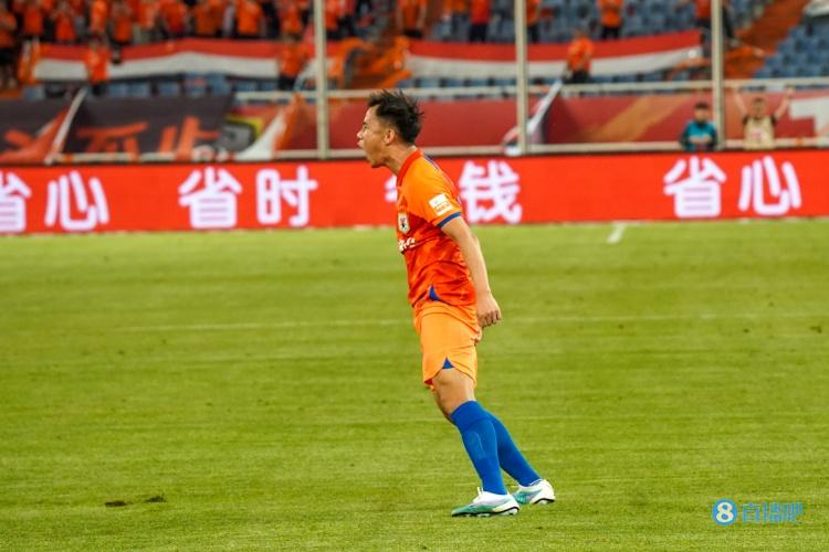 鲁媒展望泰山客战海港:费莱尼替补可能大 或让黄政宇盯防奥斯卡