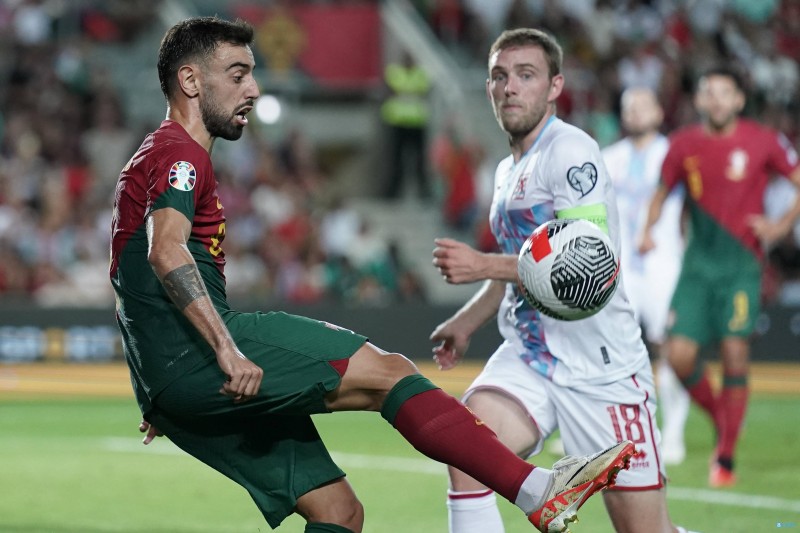 ?魔术师!B费创造机会、制造进球、助攻数等多数据领跑欧预赛