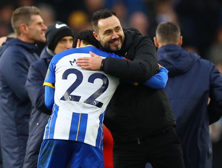 轮休?德泽尔比:密集赛程下三笘薰需要充电,这是最优解