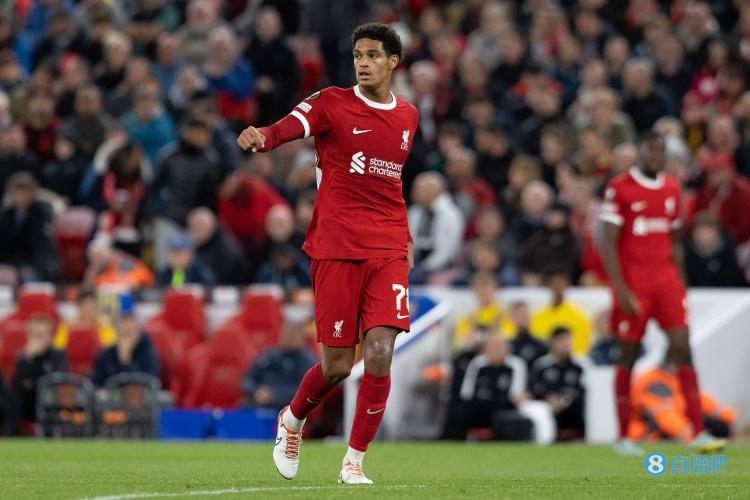 宽萨全场数据:触球121次且传球高达111次,全场仅犯规1次