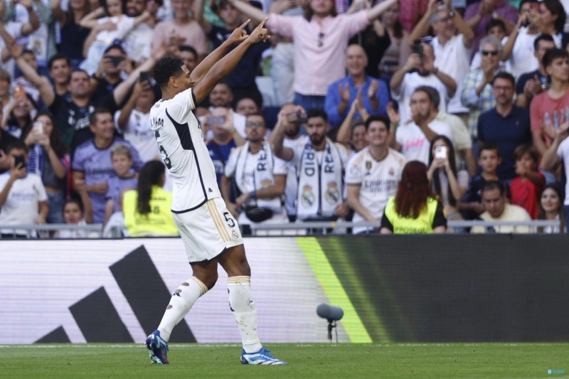 启蒙教练:贝林十几岁时我说你要像22岁那样踢球,然后他选了22号