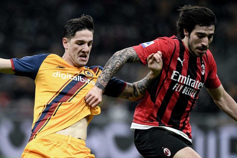 就差扎鸟了!迪马:托纳利抵达检察官办公室,准备与检察官合作