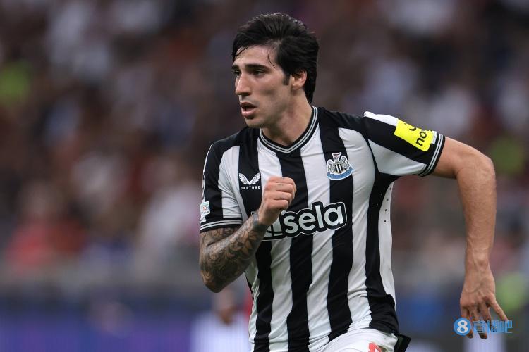 纽卡官方：球队收到托纳利的禁赛通知，球员明年8月27日解禁