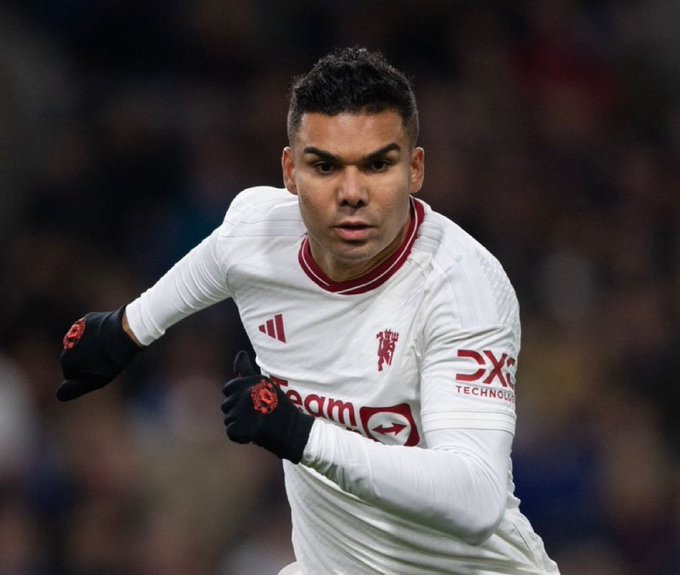 曼联官方:卡塞米罗因伤缺战谢菲联