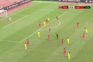 奥预赛-中国女足3-0泰国末轮战韩国 陈巧珠神仙球+助攻闫锦锦破门